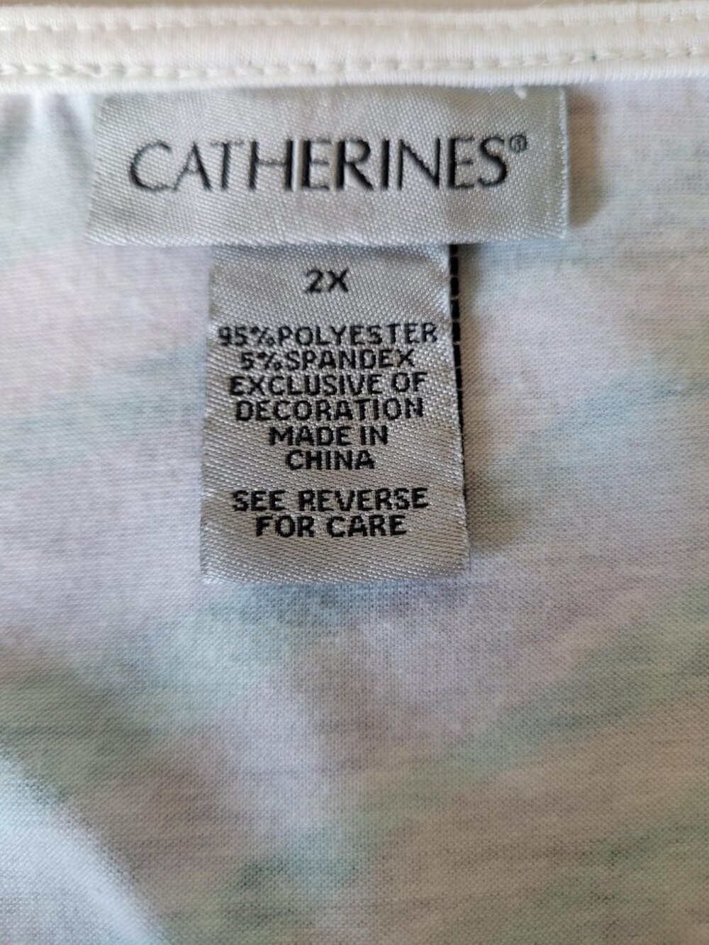 CATHERINES Women’s 2X Tunic Top, Floral design w/Rhinestones - Picture 6 of 6